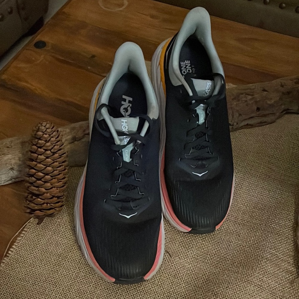 Hoka Clifton 7